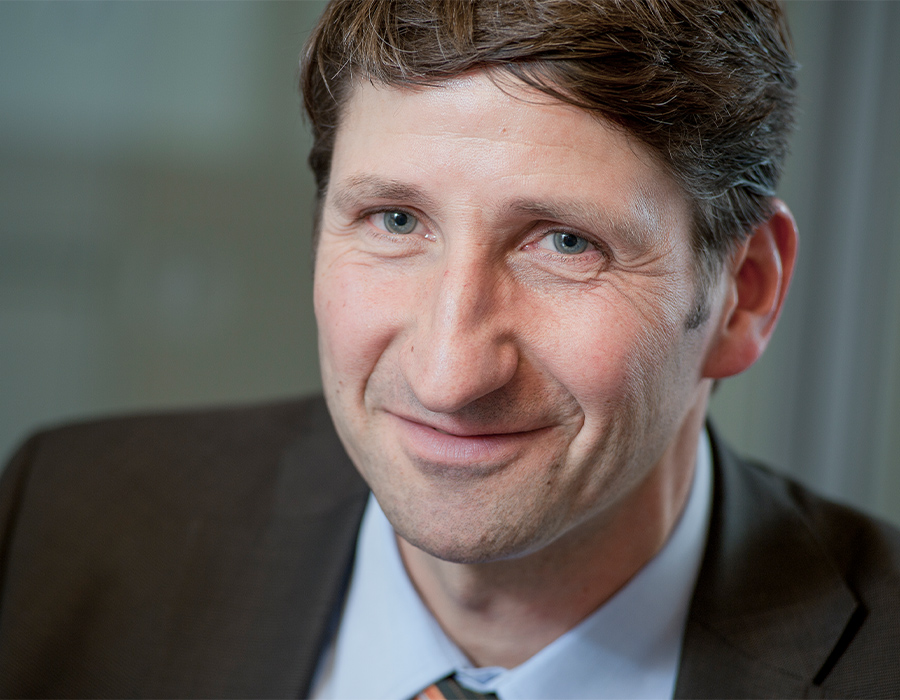 Dr. Christof Derwein ADVOS Rechtsanwalt Frankfurt Dr. Christof Derwein Nahaufnahme